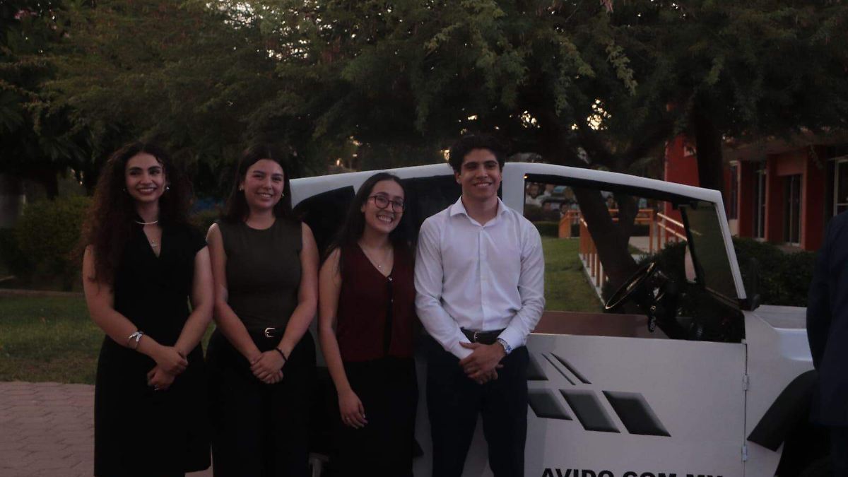 JOVENES GENIOS IMPULSAN A MÉXICO