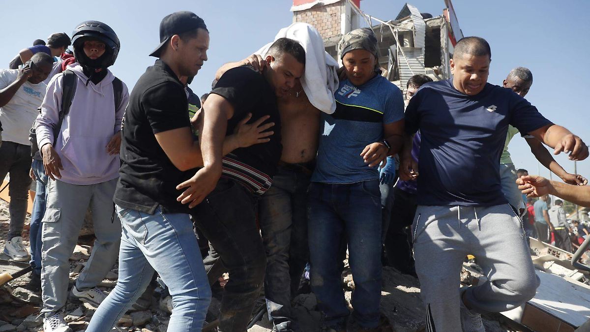 TERREMOTO EN COLOMBIA DEJA 224 MUERTOS; PAPA EXPRESA DOLOR