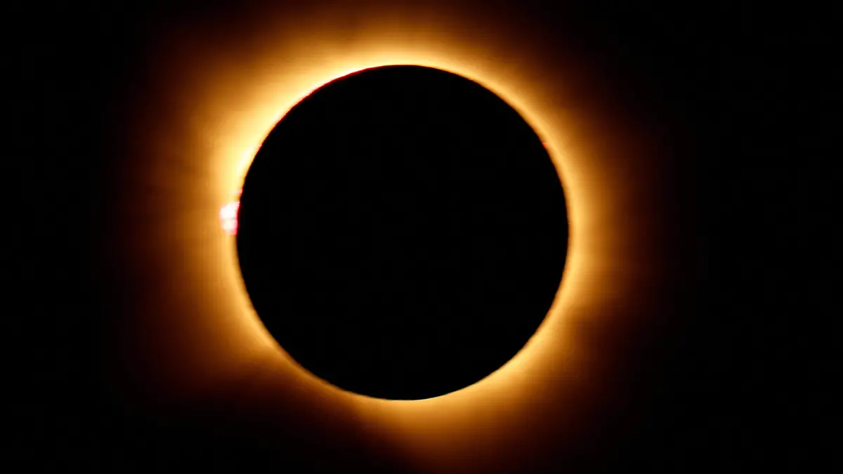 2026-08-12T182906Z_965323106_RC26XMA1MD7A_RTRMADP_3_SOLAR-ECLIPSE-SPAIN