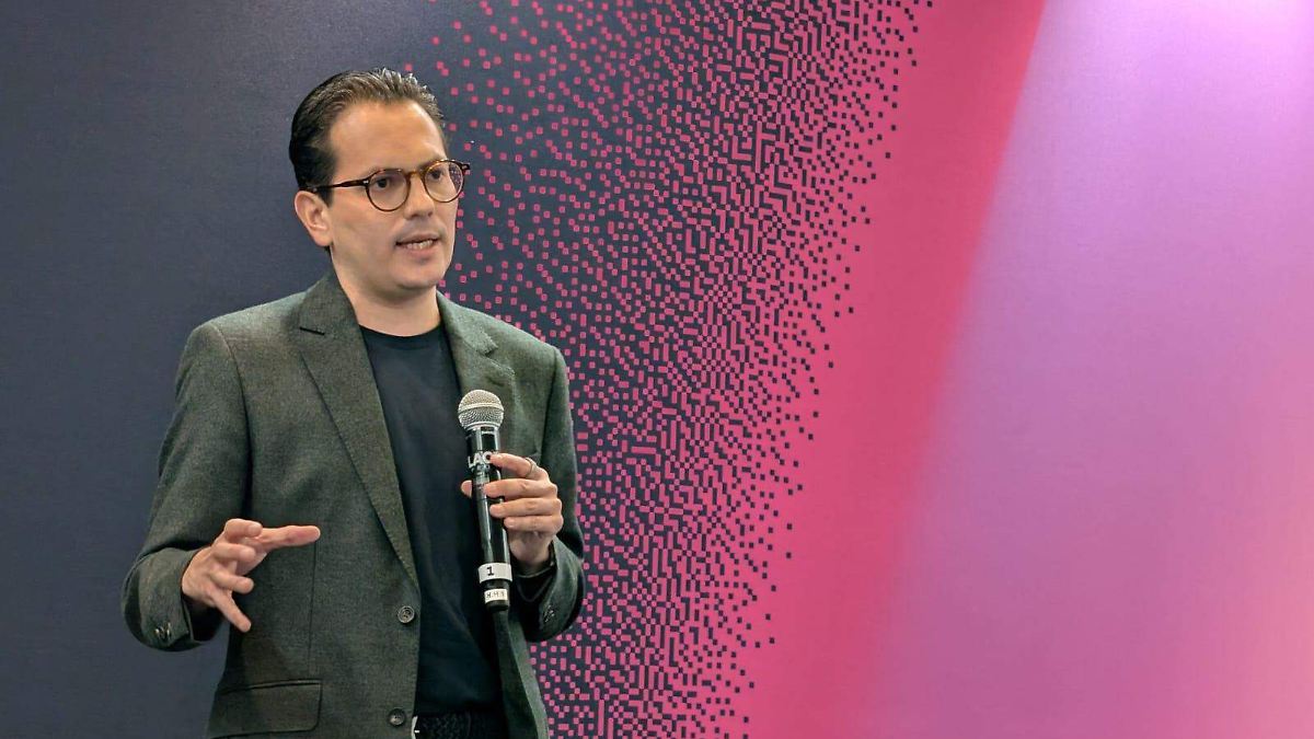 IA EN MÉXICO: MITAD DE EMPRESAS LA USAN, PERO SOLO PARA LO BÁSICO