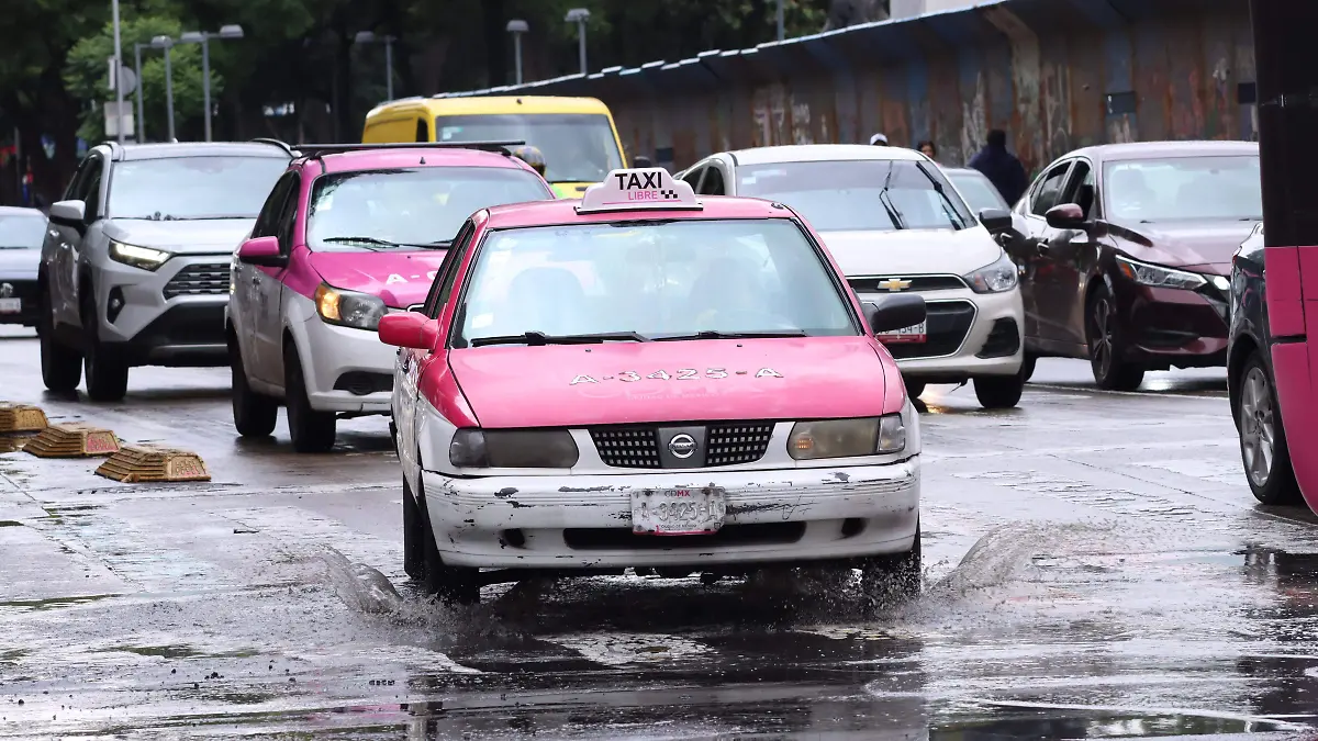 6160778-LLUVIA CDMX (13)