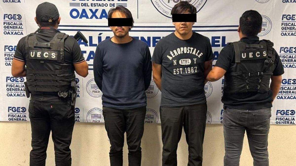 CAEN PIRAMIDEROS EN OAXACA