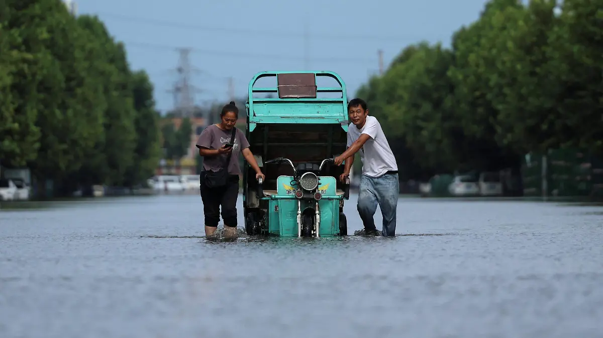 2026-08-13T142224Z_356120381_RC2JXMAXRDJ5_RTRMADP_3_ASIA-WEATHER-CHINA
