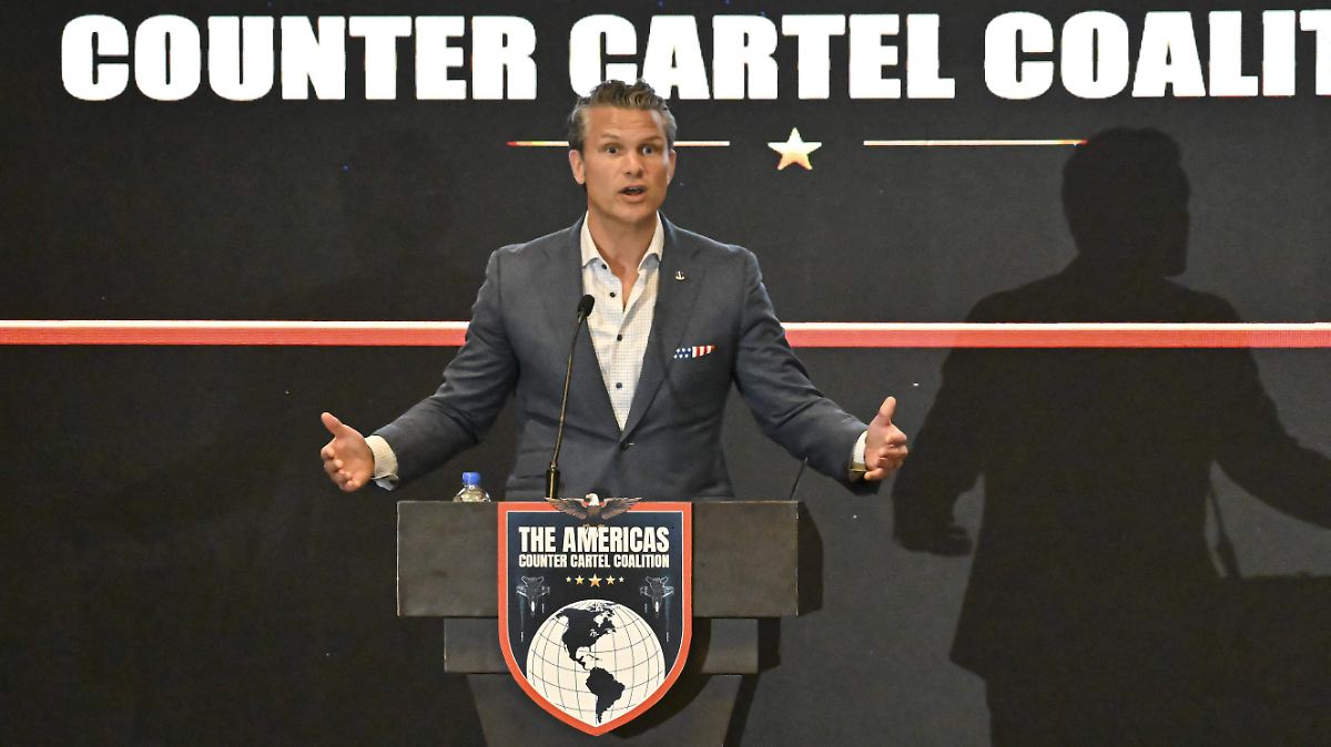 EU PREPARA ATAQUES TERRESTRES CONTRA NARCOS
