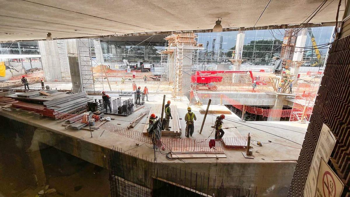 METRO DE LA IMPOSIBLE: 16 AÑOS Y AÚN NO ABRE