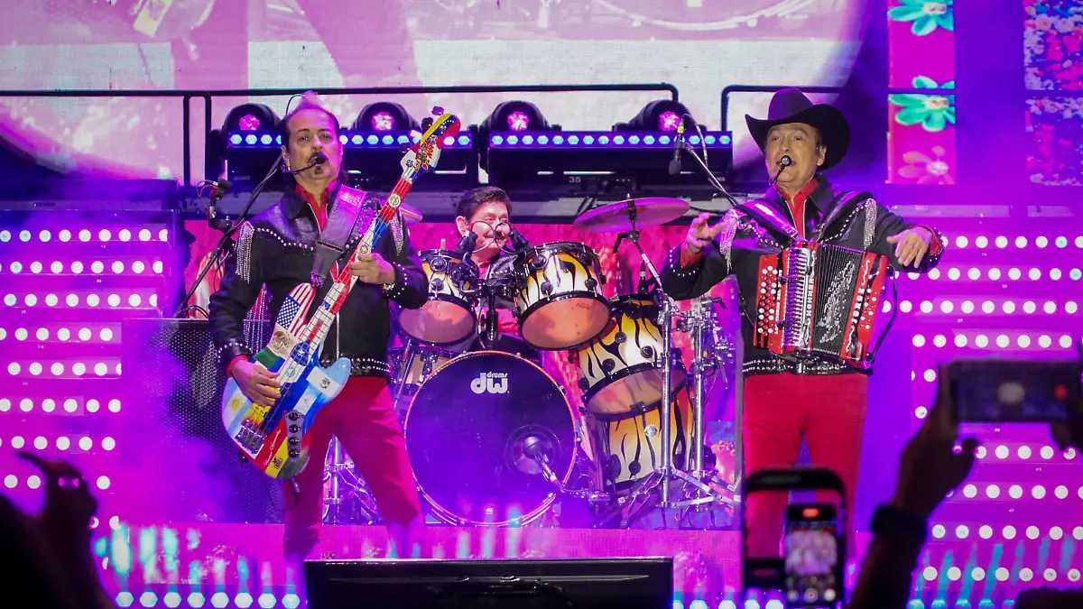 Los Tigres del Norte