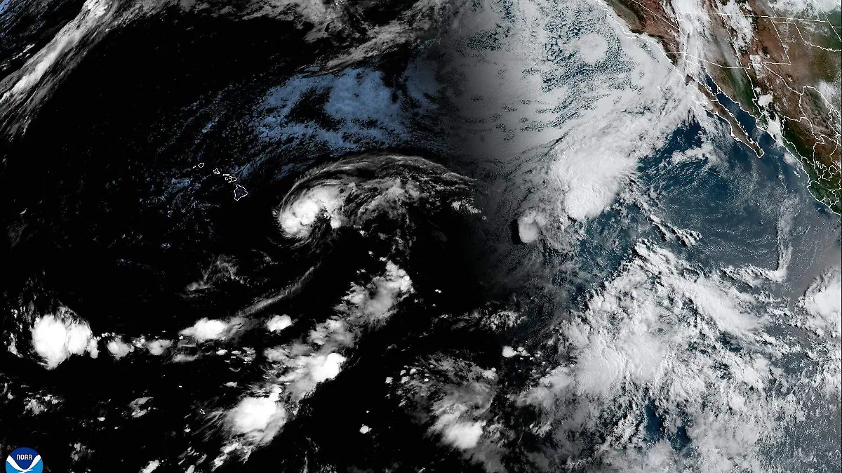 AFP__20260814__C4NY969__v1__HighRes__UsWeatherStormClimateHurricaneHawaii