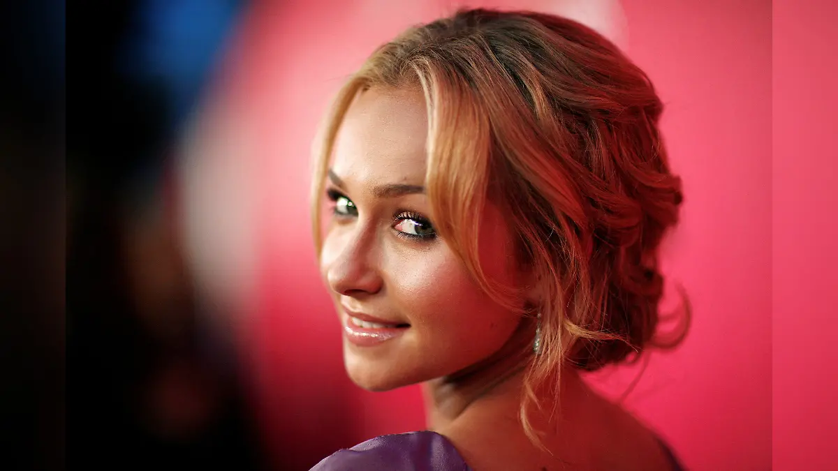 Hayden Panettiere (2)