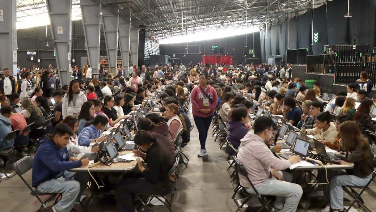 CAOS EN EXAMEN DE LA UNAM