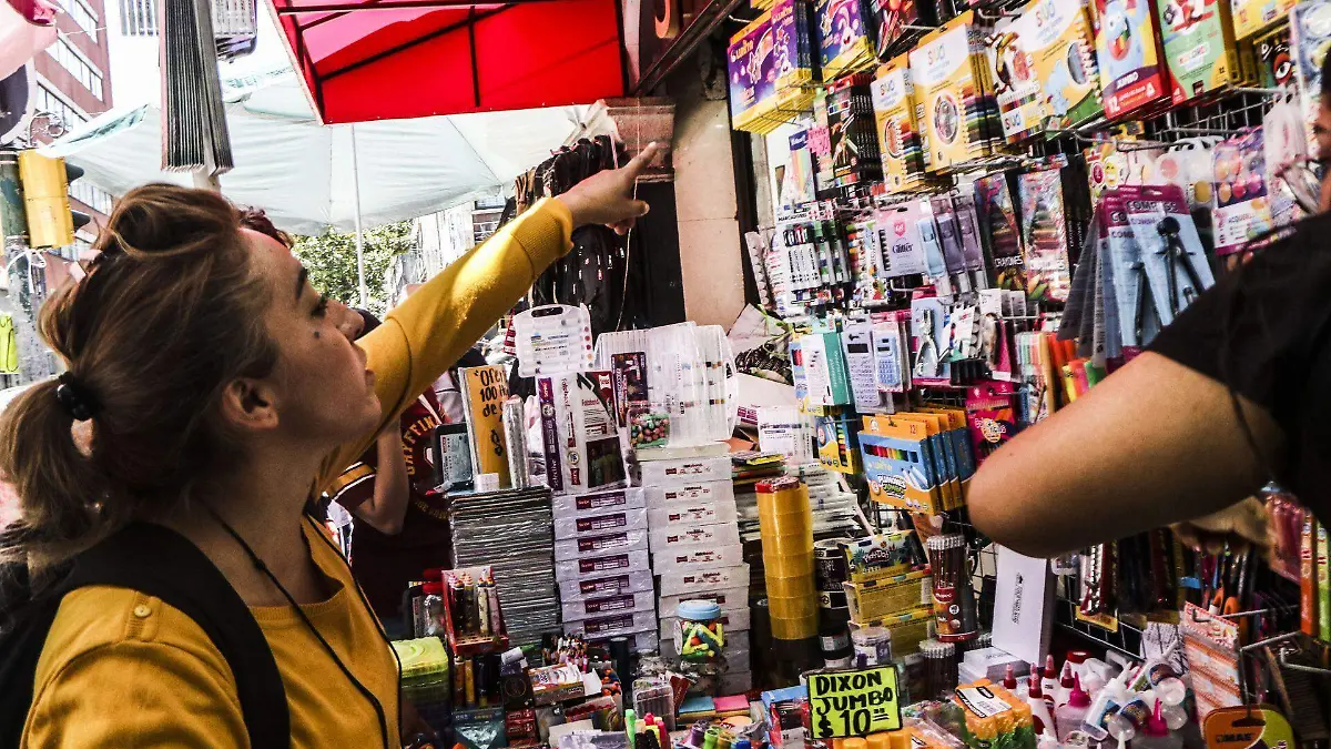 1095199_Compras de útiles escolares_web