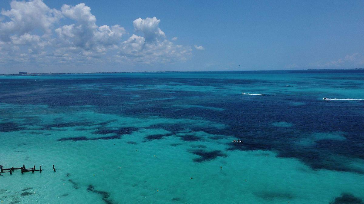 CANCÚN: CEMENTERIO MARINO CON CENIZAS HUMANAS