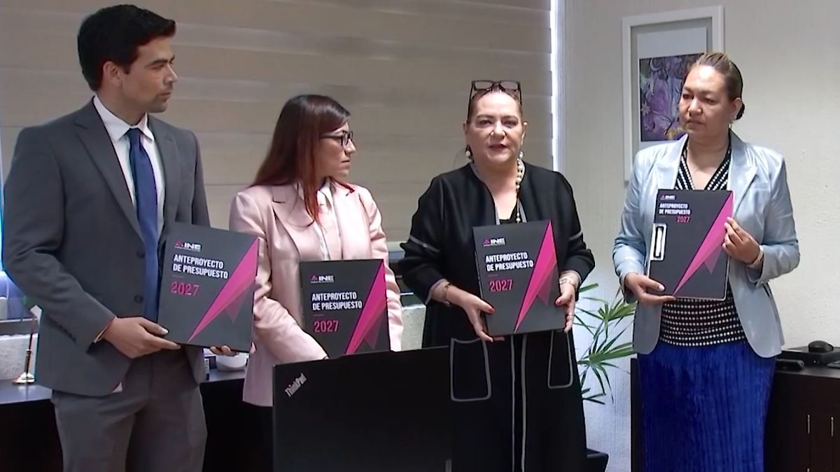 INE SE BURLA DE LA LEY: PIDE MILLONES MIENTRAS ACUSAN A SUS CONSEJEROS