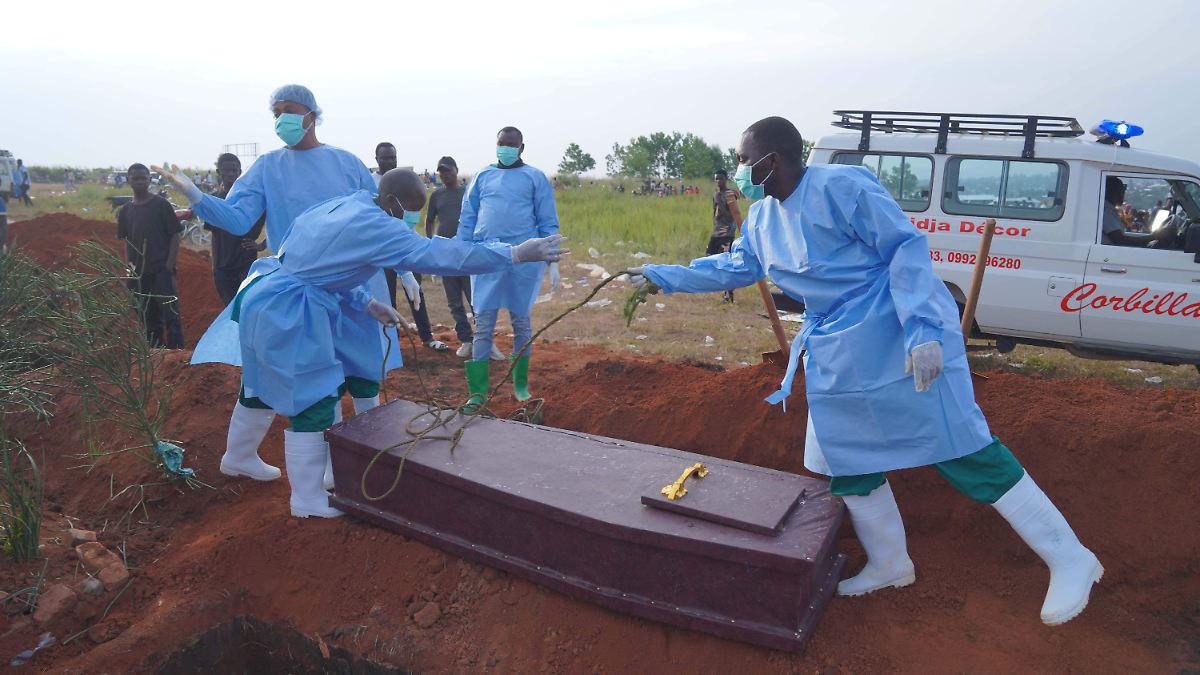 EBOLA FUERA DE CONTROL EN CONGO