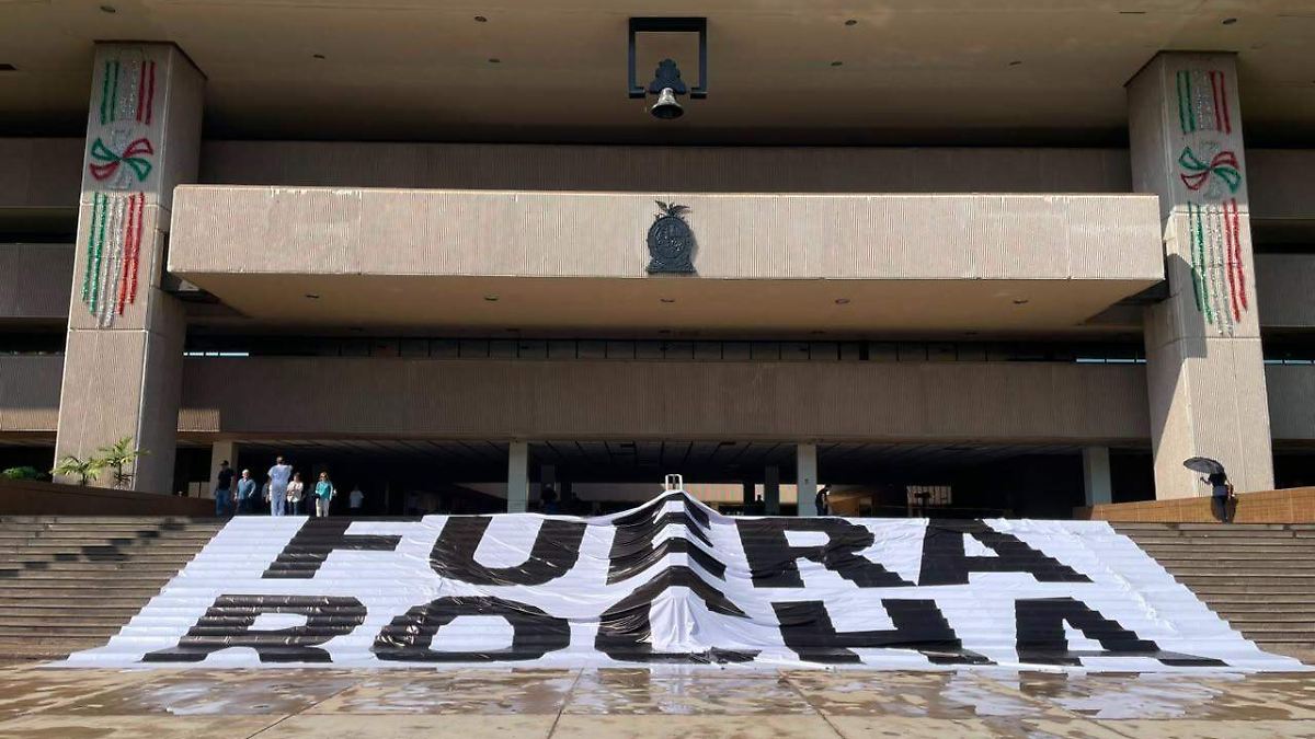 CAOS EN SINALOA: SUSPENDEN DESIGNACIÓN DE GOBERNADOR INTERINO