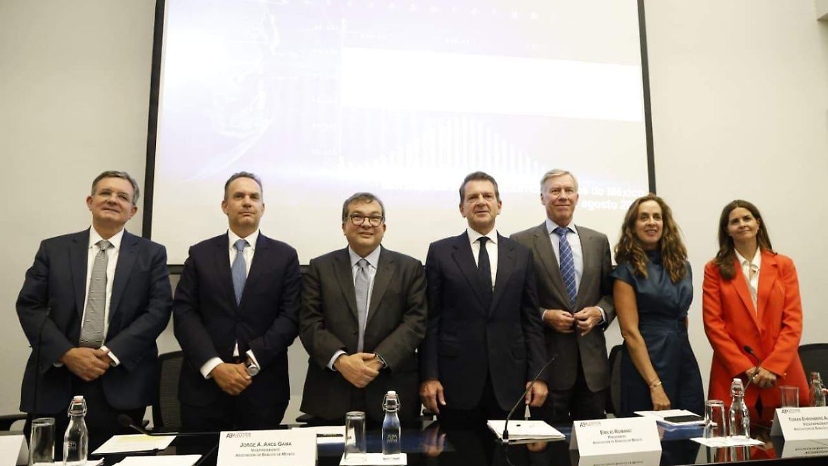 BANCOS BLINDAN ACOMERCIOS PEQUEÑOS