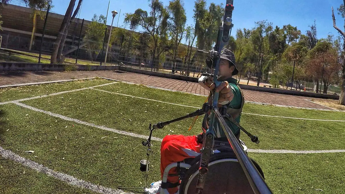 arquero michoacano Samuel Molina