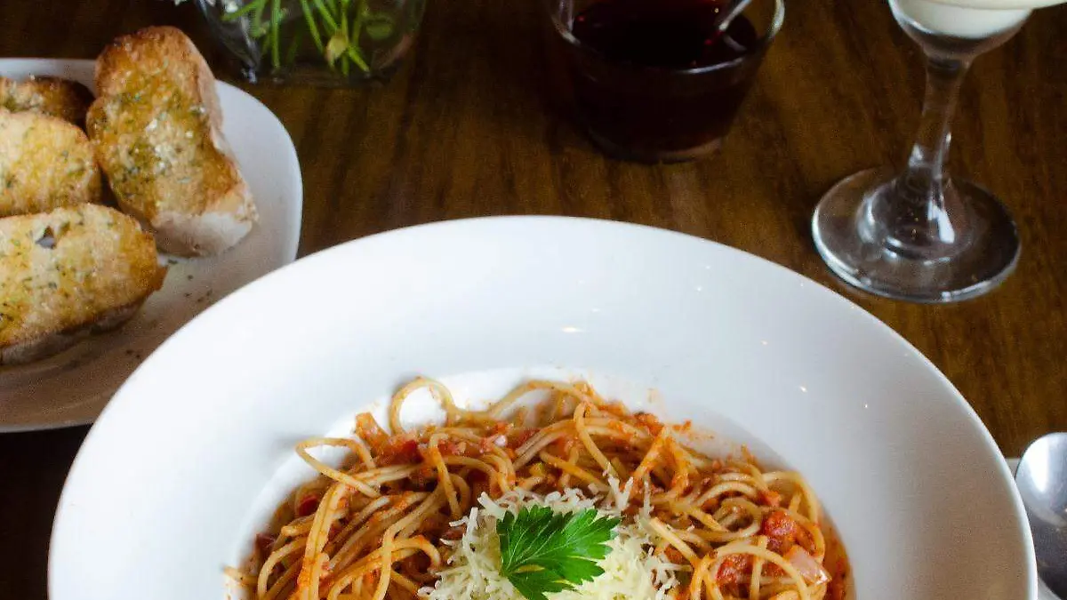 lasagna factory comida italiana