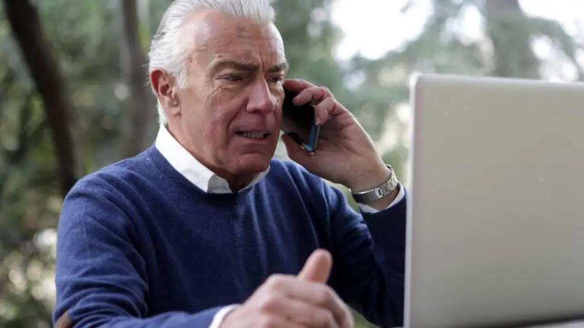 adultos mayores tecnología