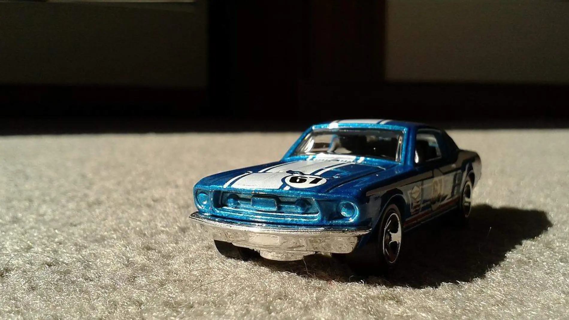 hot-wheels-897303_1280