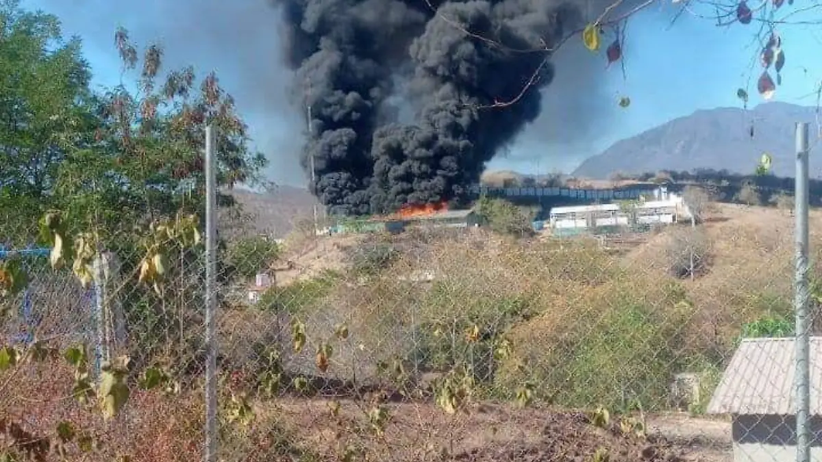 420110606_924718676320914_7447461336779703184_n