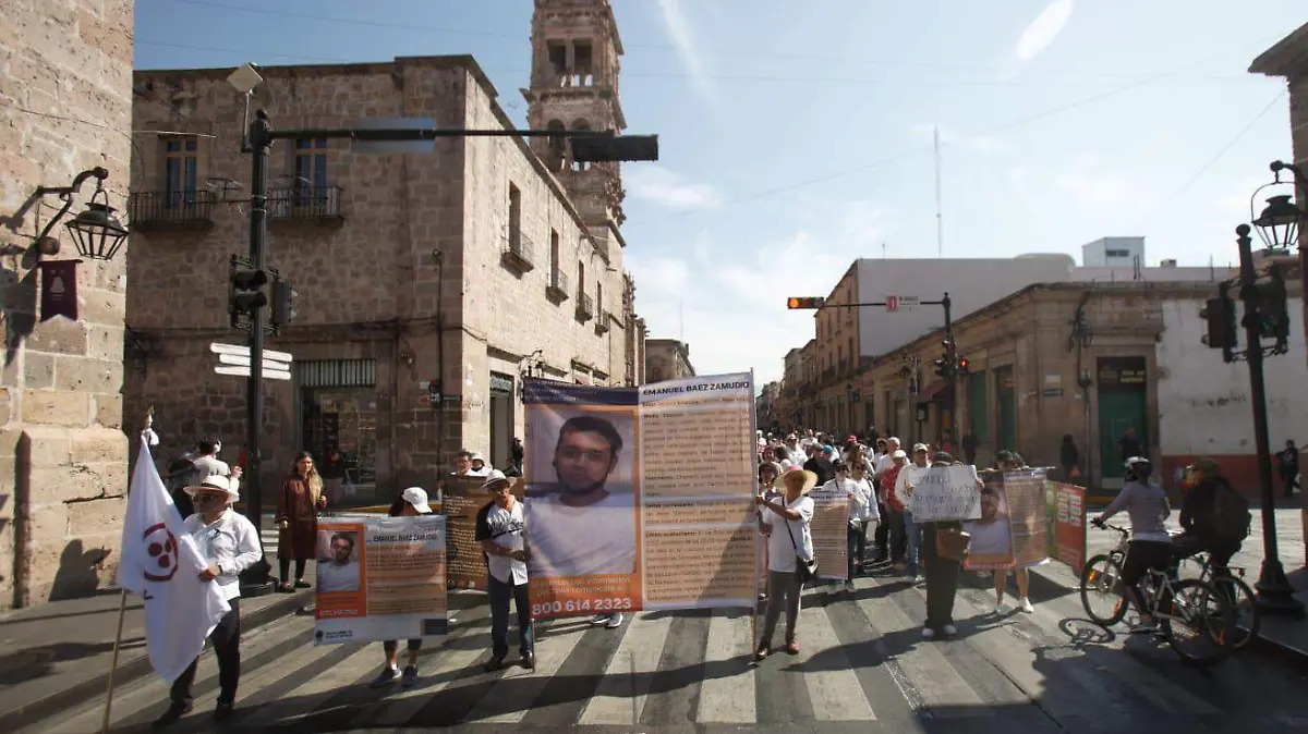 Marcha en favor de la paz en Michoacán