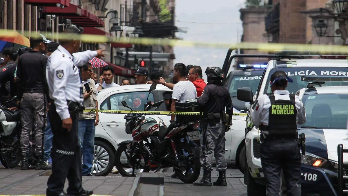 Policía Morelia - Asalto