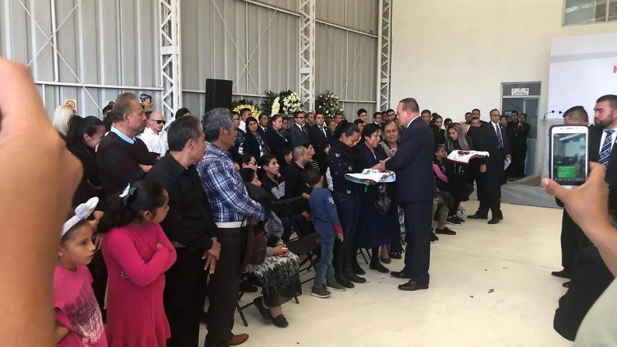 0502 HOMENAJE 3