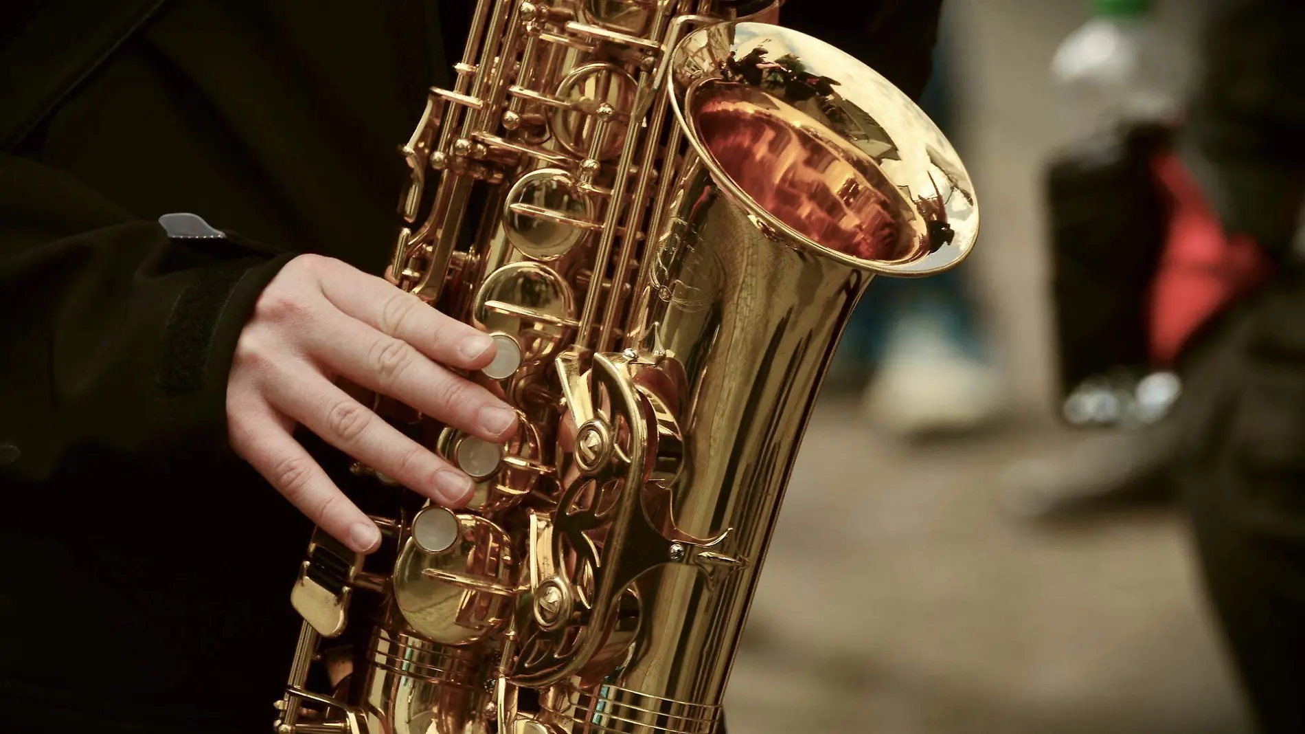 saxophone-g2a70b5b24_1920