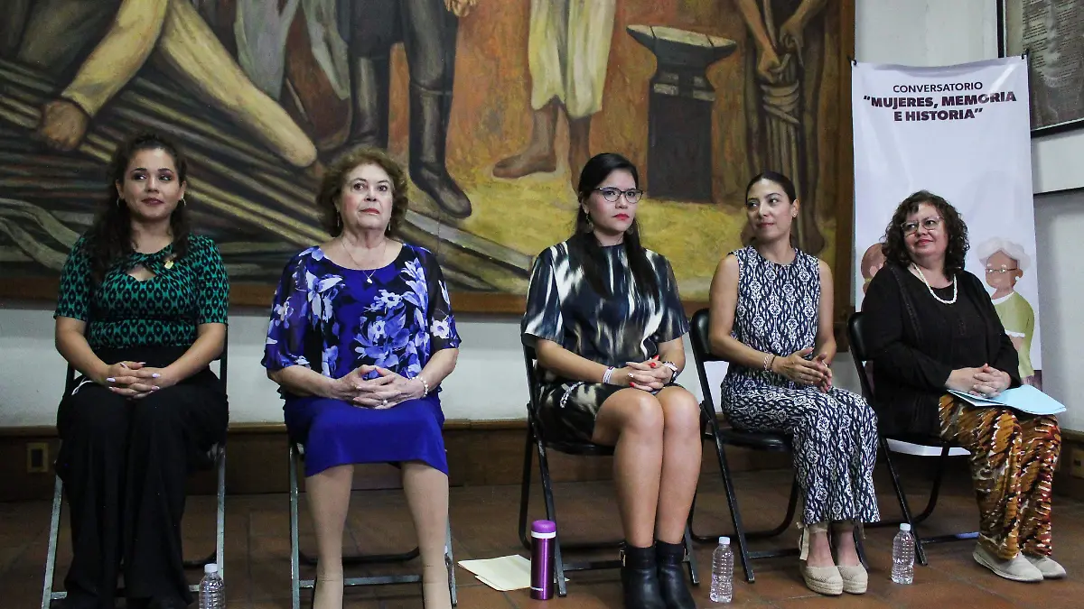 Conversatorio Mujeres e historia 1