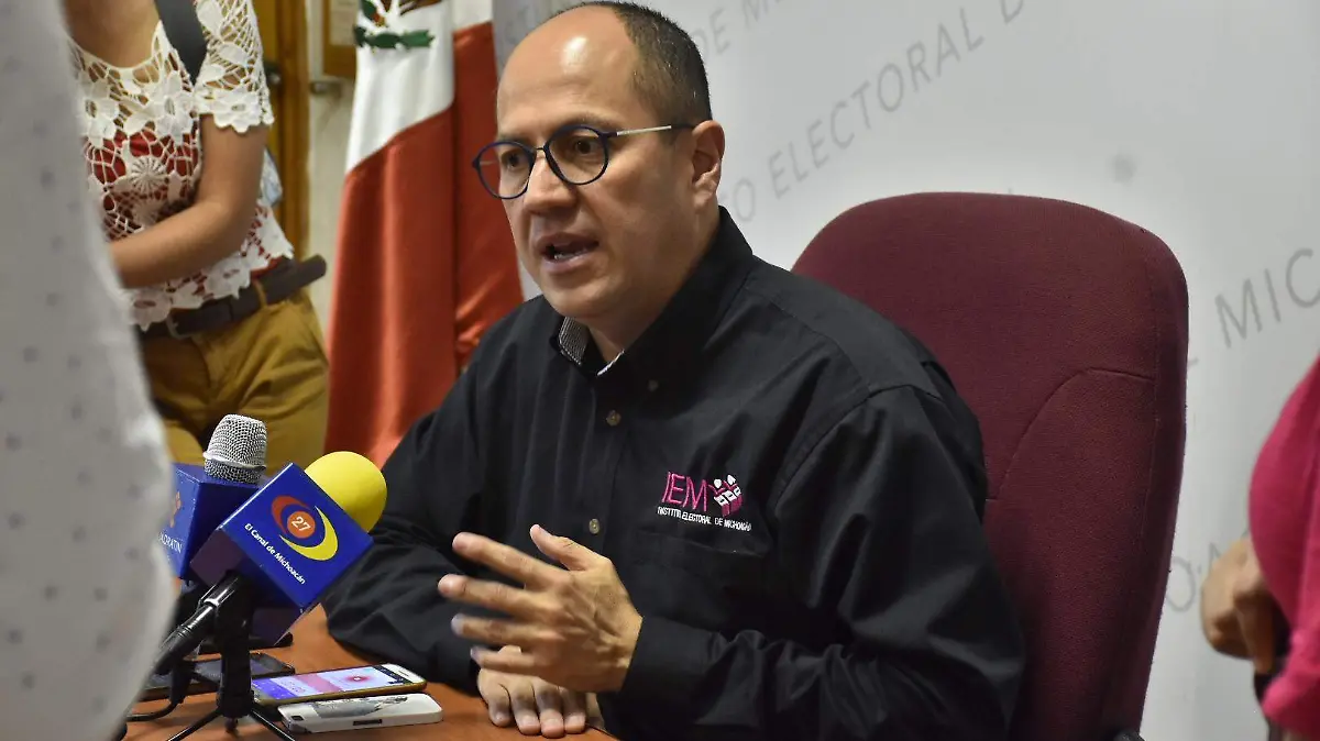 0807 Ramon Hernandez - IEM - WR~04