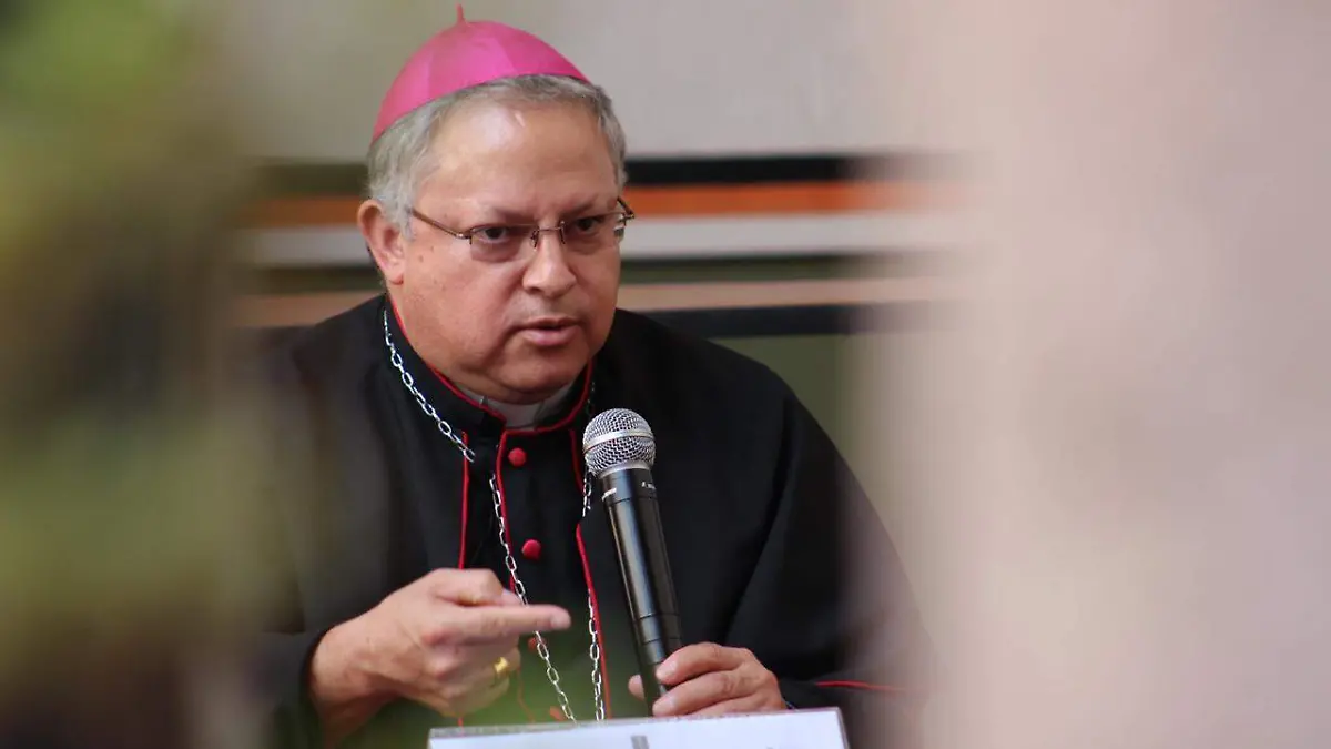 0906 ARZOBISPO AUXILIAR _MLM