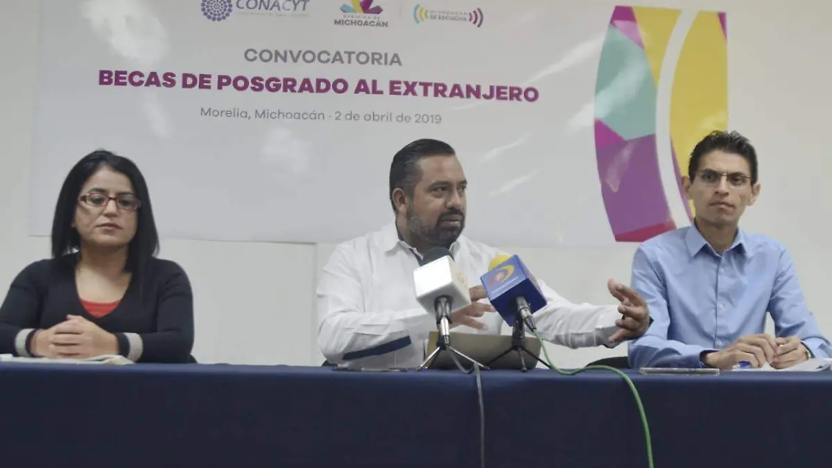 0204 BECAS EXTRANJERO (CHR) 2