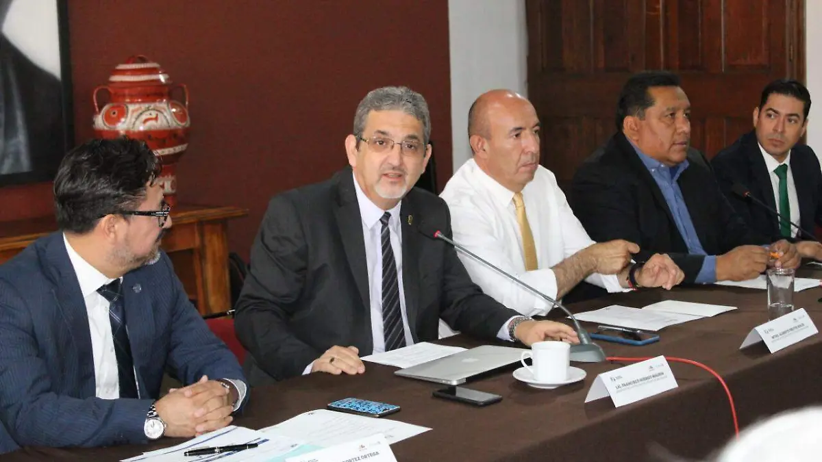 2006 Bole Nomina Educación2