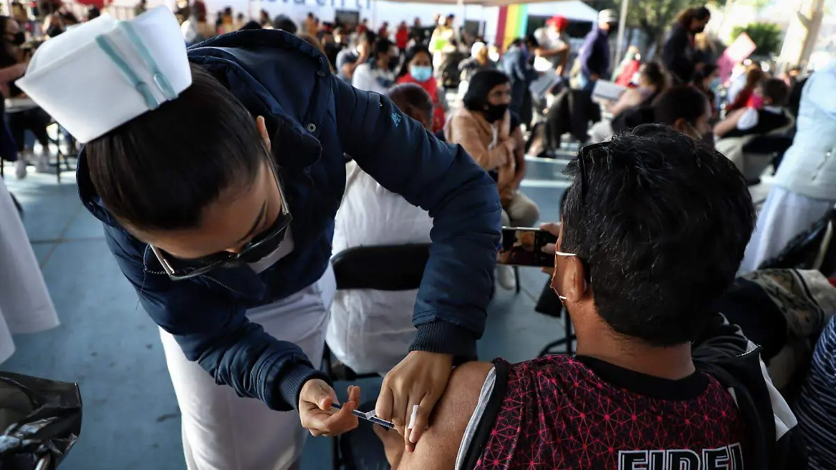 Vacunación Maestros docentes
