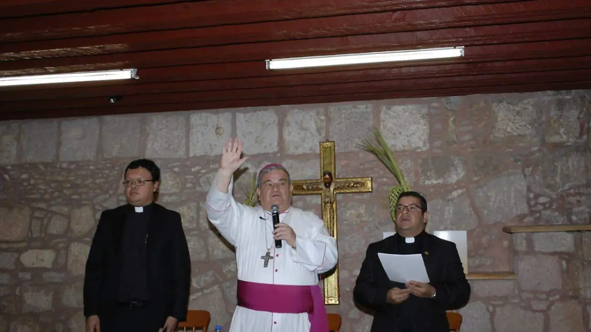 1404suicidio iglesia (LMO)
