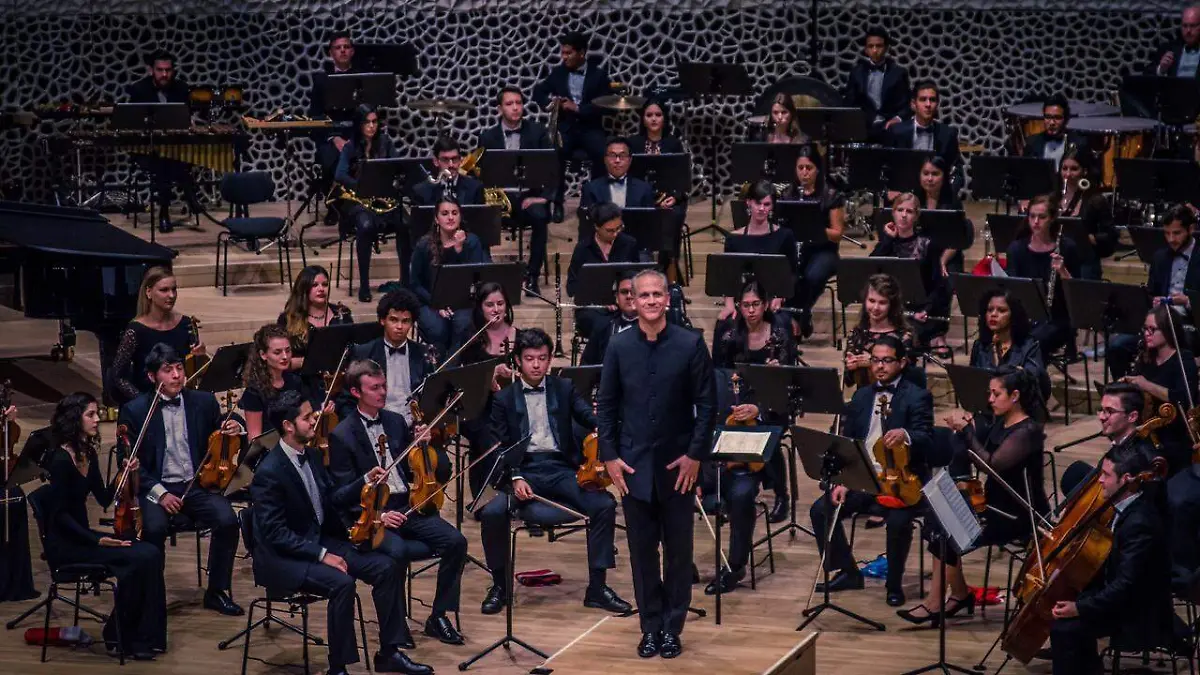 orquesta cortesía