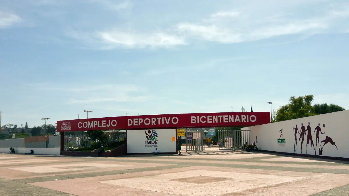 0112 BICENTENARIO_AJO