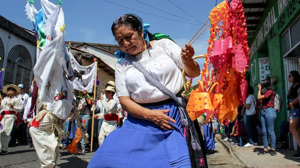 Desfile de artesanos