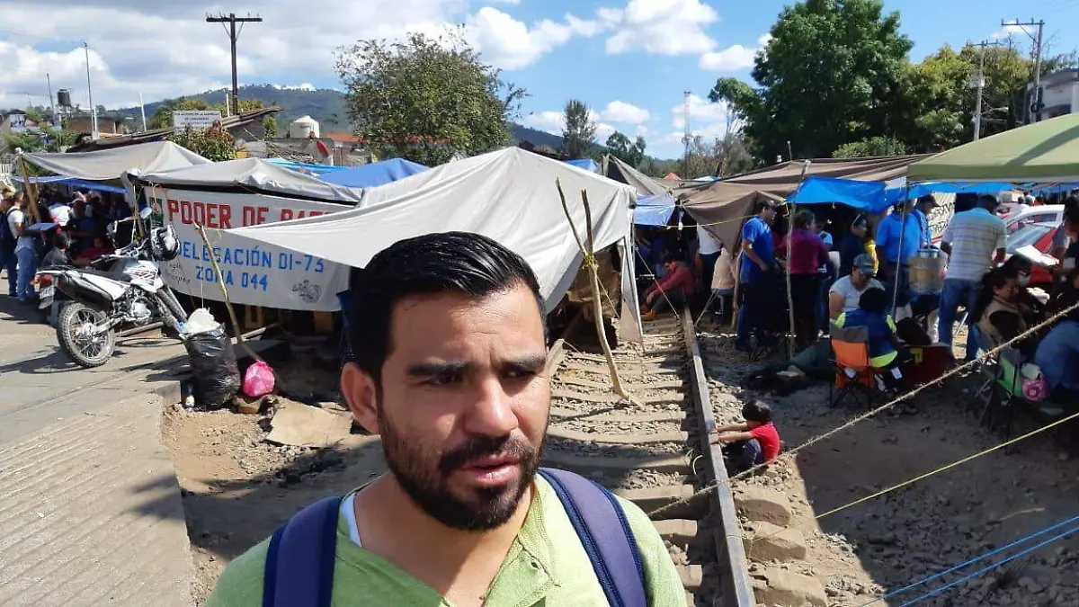 0102 CNTE URUAPAN (Paúl Chávez) 3