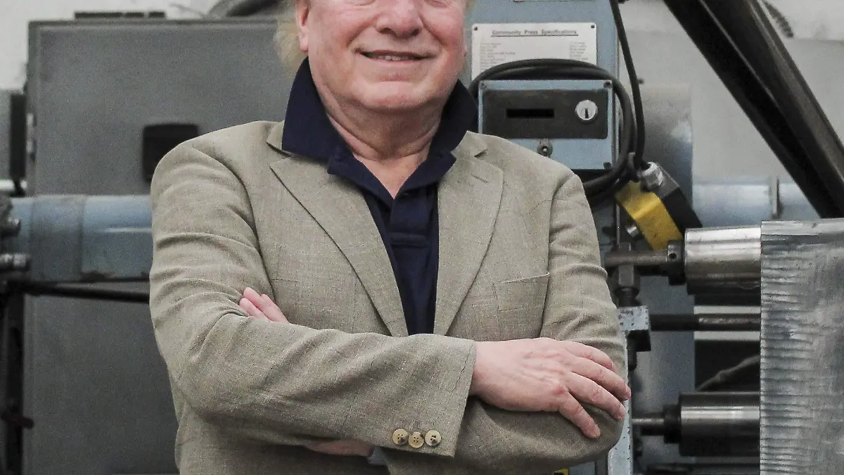  Arturo Diemeck, el afamado director internacional de orquestas sinfónicas 