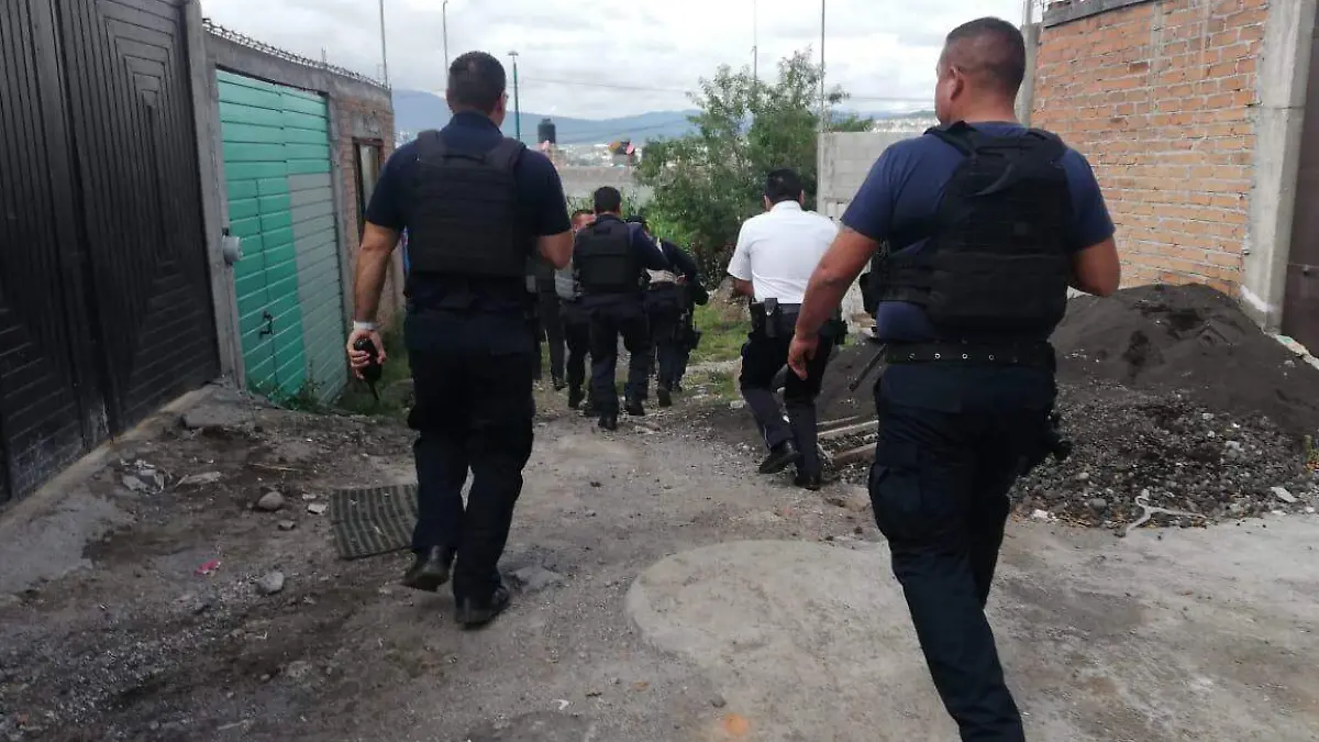 Muere policía