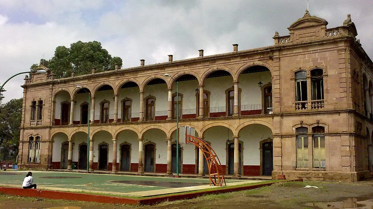 Normal Vasco de Quiroga Tiripetío