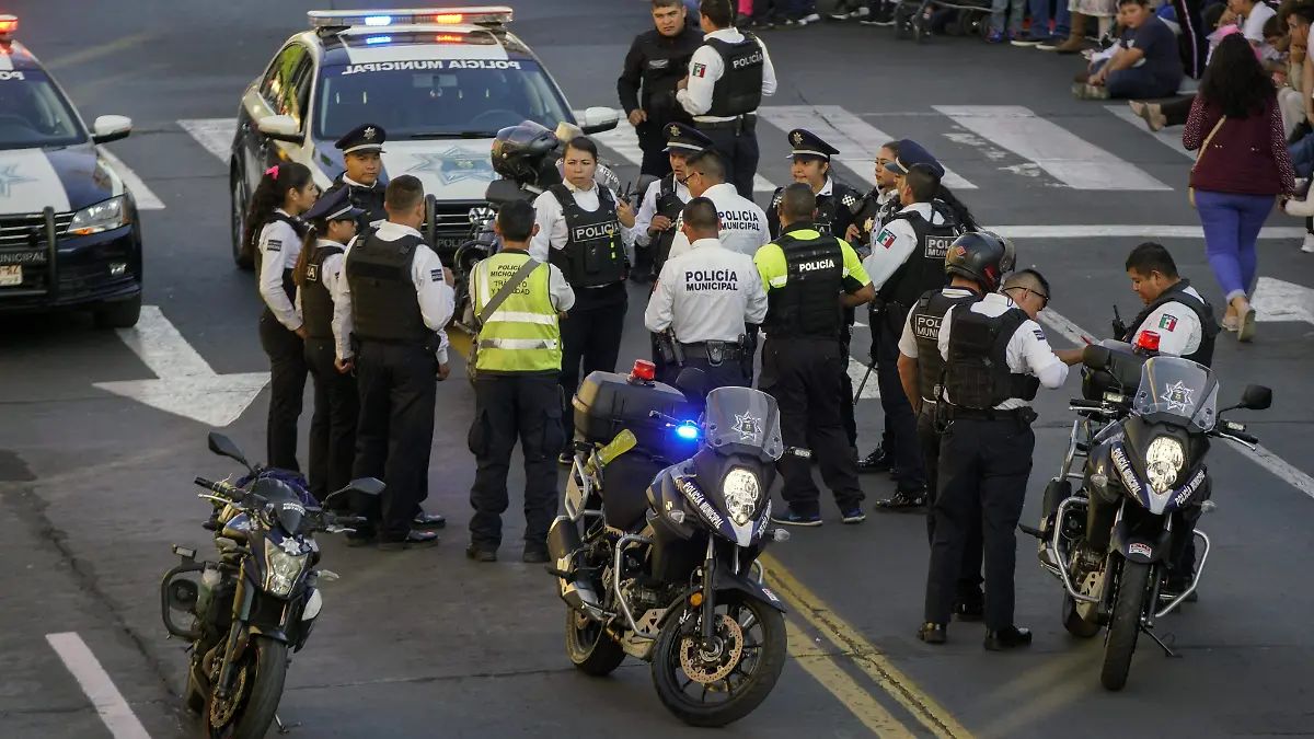 POLICIAS NUEVO COMISARIO_AJO