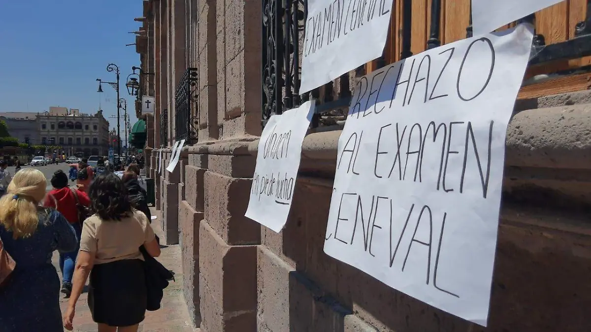 Normalistas ceneval