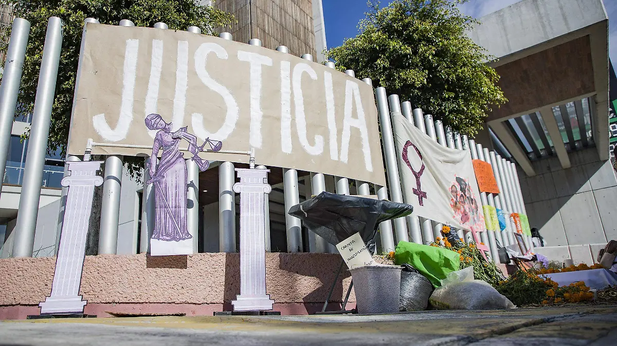 FEMINICIDIOS ANTIOFRENDA_CHR (1)