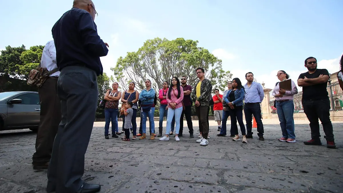 Recorrido guíadoPersonas con discapacidad auditiva  8