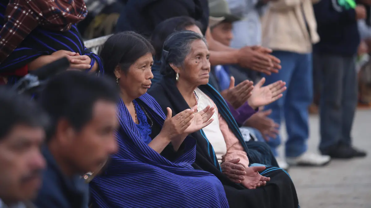 FOCO--INDIGENAS PUREPECHAS (ARCHIVO) (1)