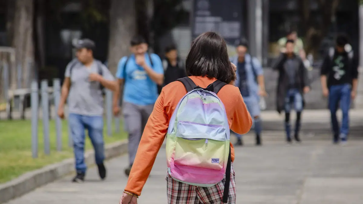 EDUCACION Mujeres 5