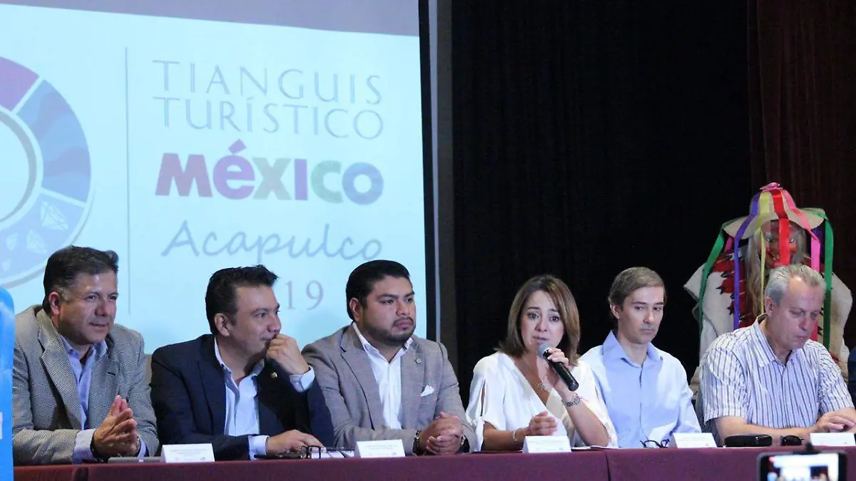 TIANGUIS TURÍSTICO _MLM 1