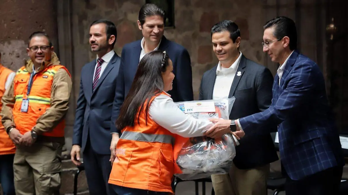 f8b5e3e2-0e81-4205-a536-bd36bbe70d6f